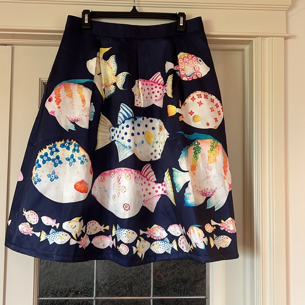SP Navy Satin Pleated A-Line Skirt with Fish Pattern Size Large